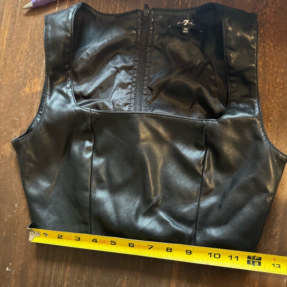 7 For All Mankind Faux Black Leather Top Zip Back - Picture 7 of 11